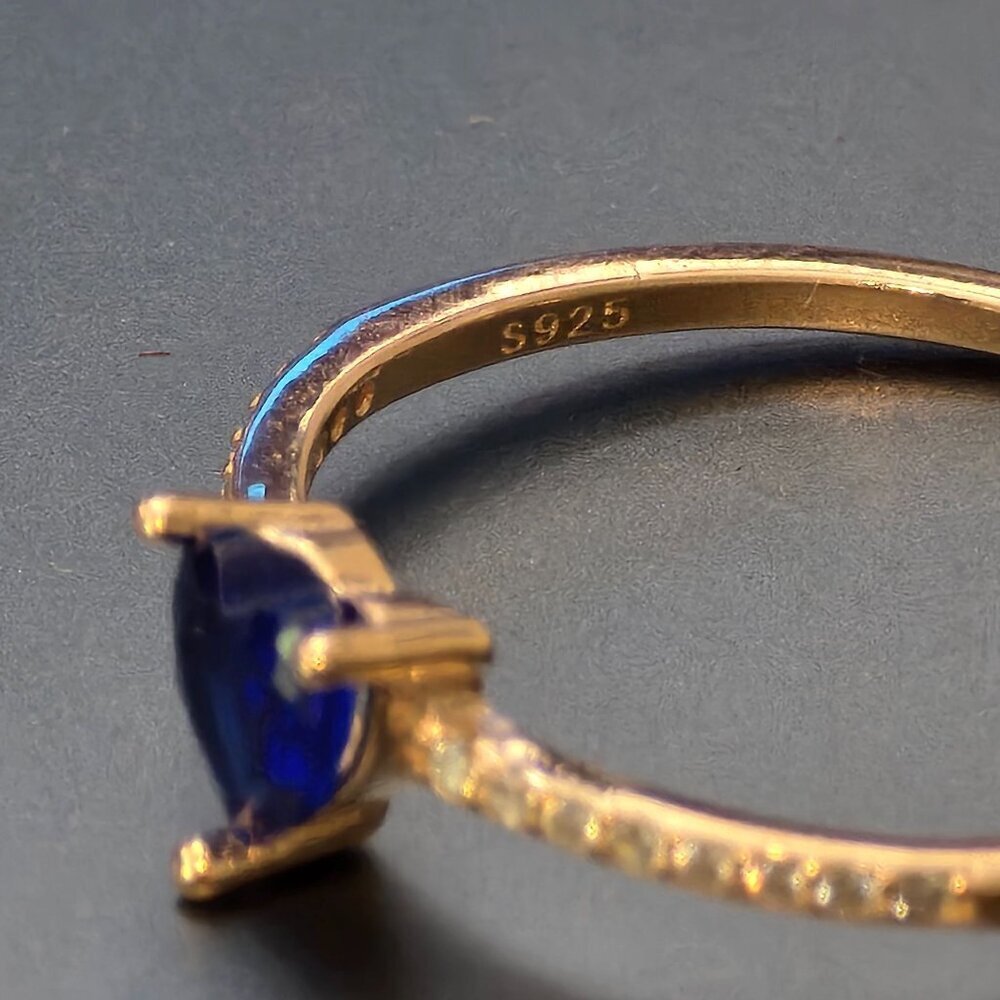 Heart-Shaped Blue Stone & Rhinestone Accent Rose Golden Ring Size 8 (NWOT) - Picture 5 of 6